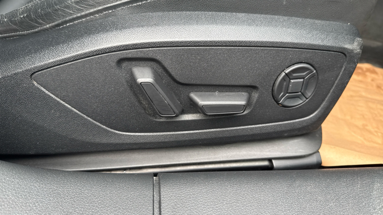 Audi A6 Allroad 50 TDI Quattro Sport 5dr Tip Auto Diesel Estate